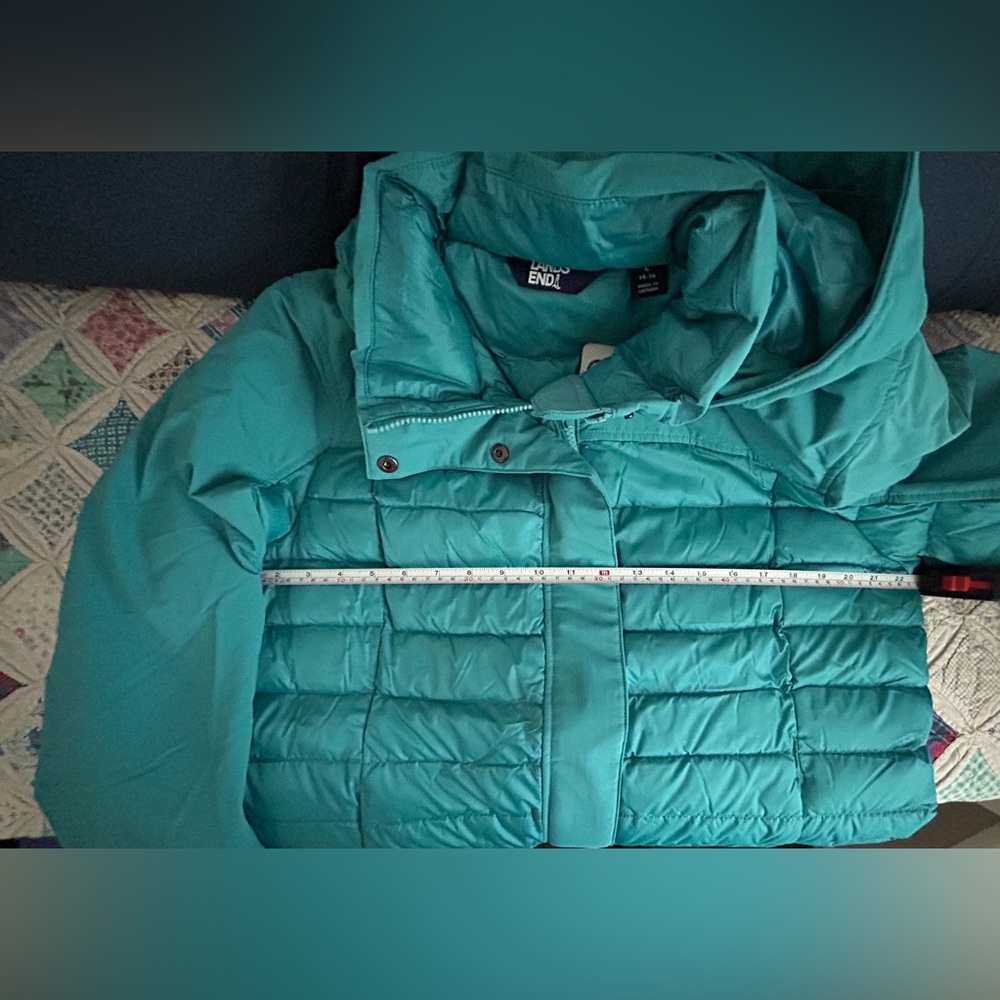 NWT Lands End down  winter coat size large - Picture 2 of 3